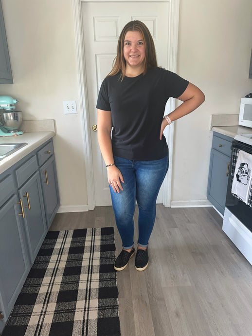 Black Basic Tee